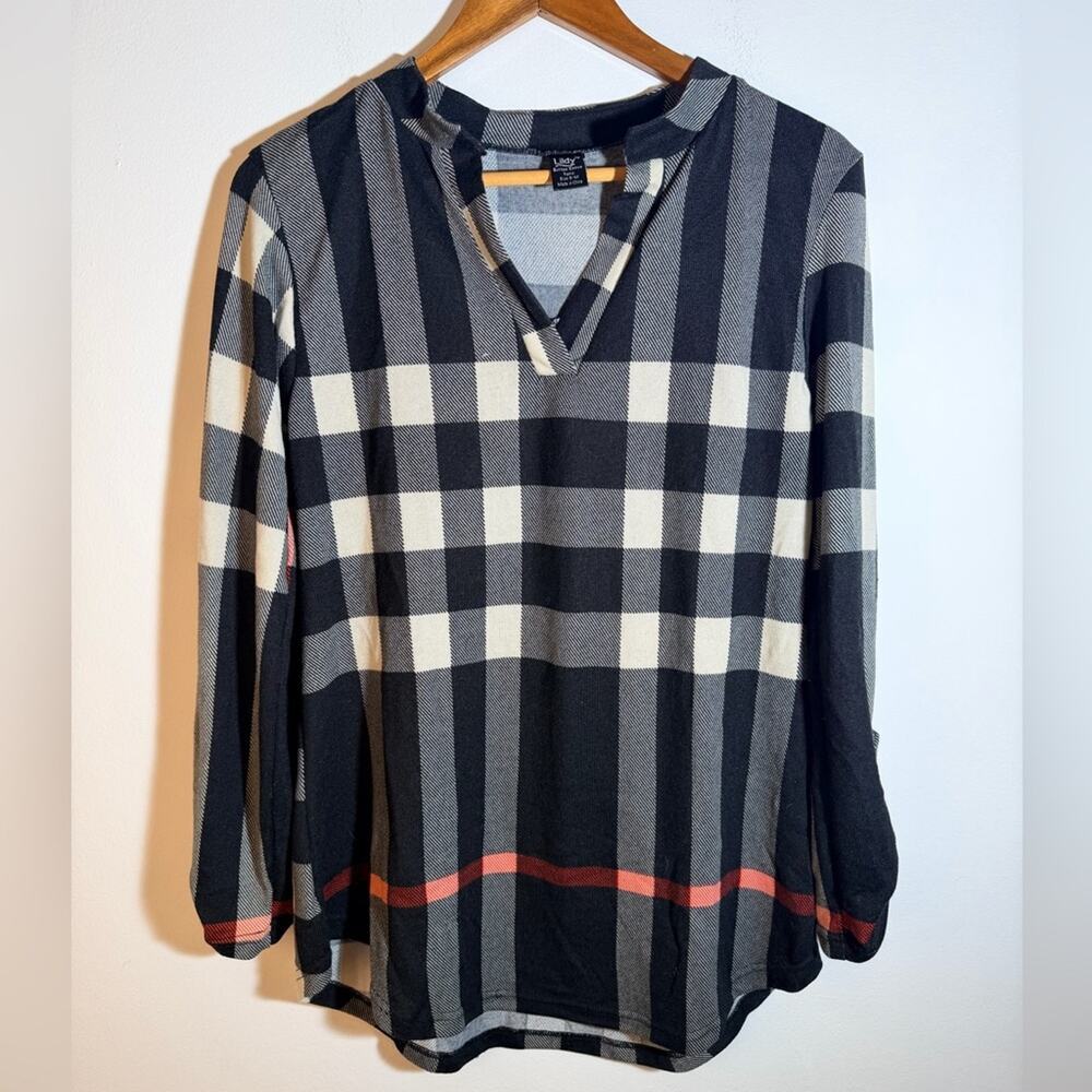 Women's Black and Gray Checkered Top